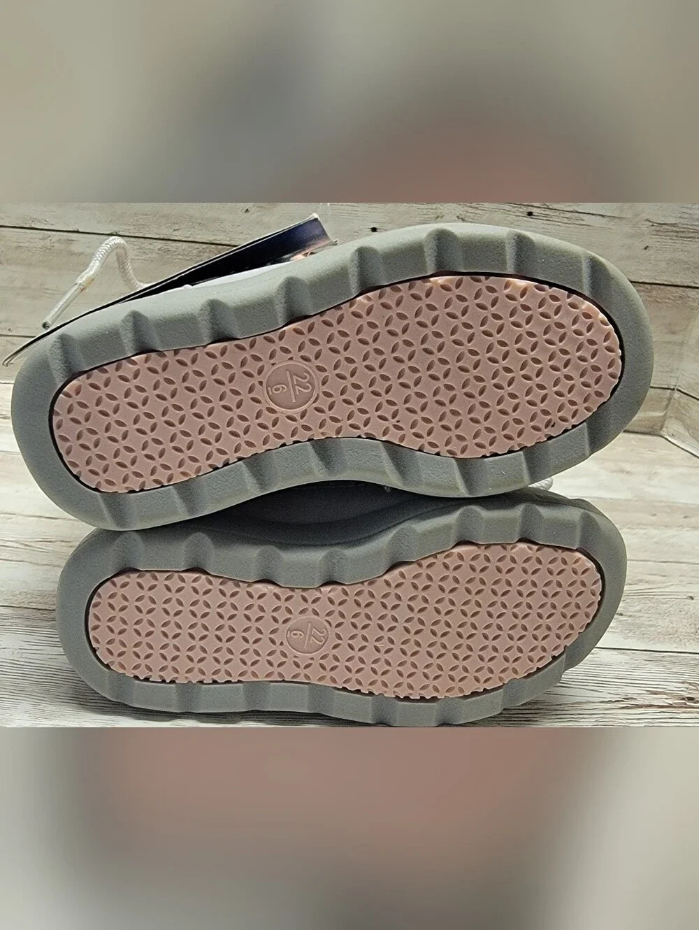NWT Lupilu Toddler Girls Pink/Gray Winter Boots - Size 6 (EUR Size 22)
